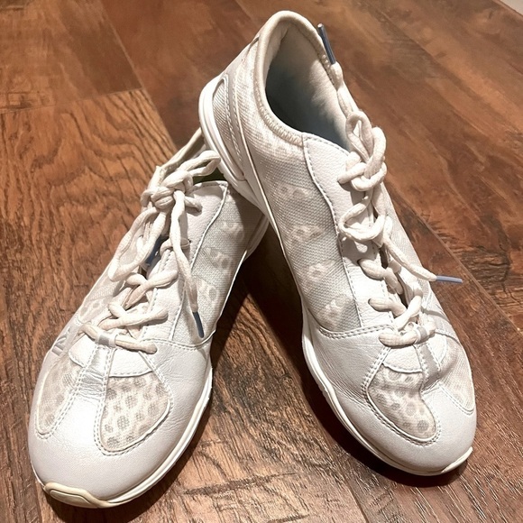 Varsity LAST PASS cheer sneakers. Size 8.5 - Picture 1 of 6